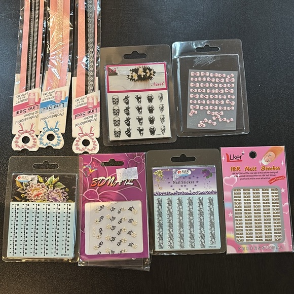 Nail decorations - Picture 3 of 3